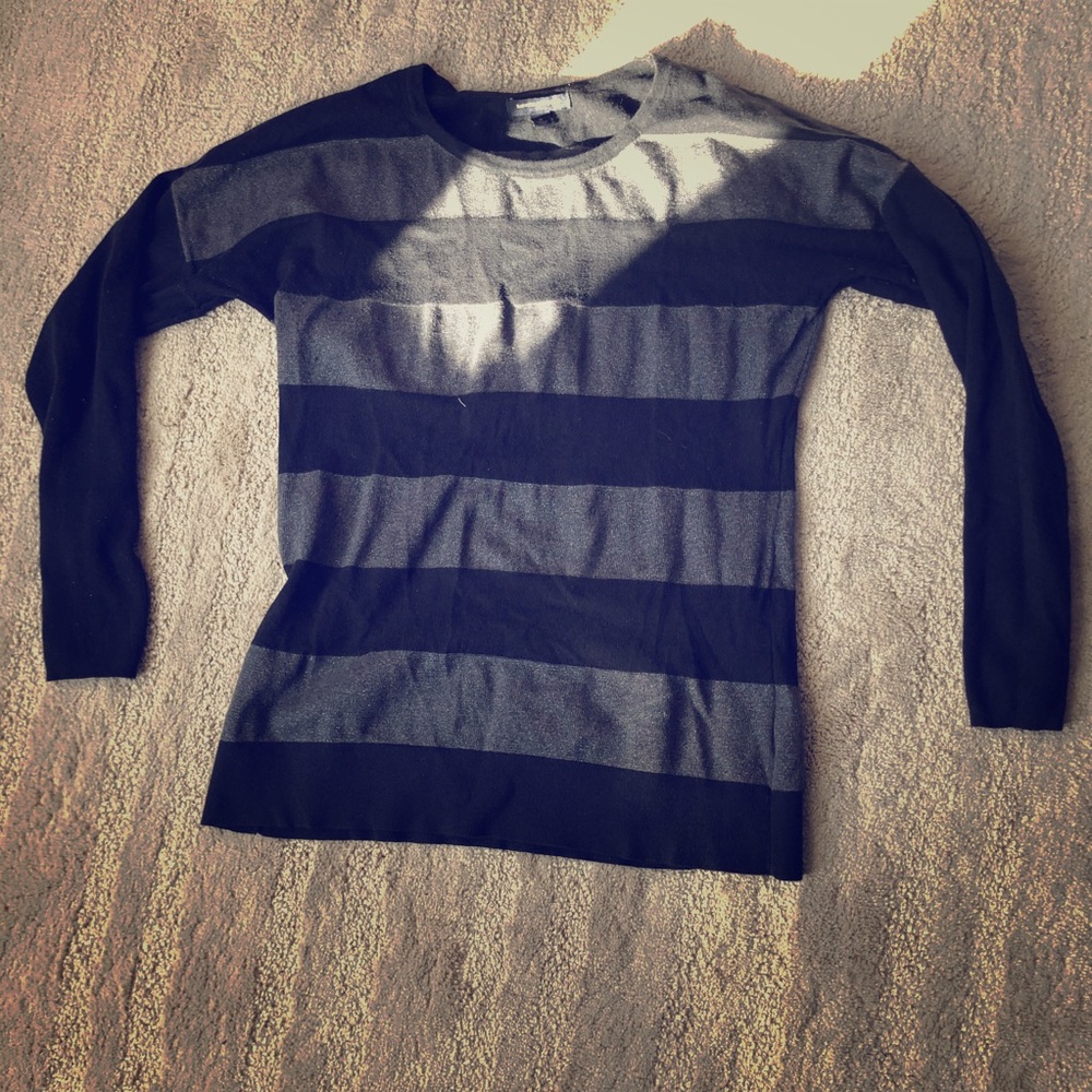 Banana Republic Factory black gray silver sweater